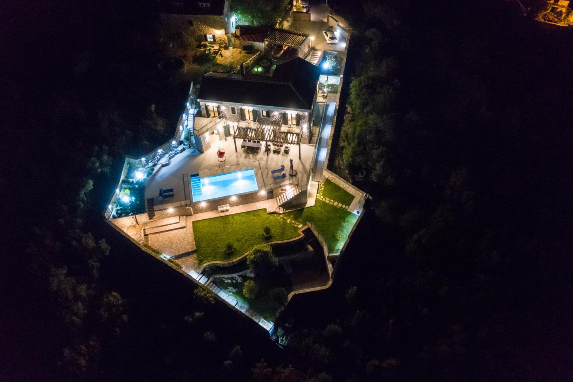 Villa Vista Azzurra Тиват Екстериор снимка