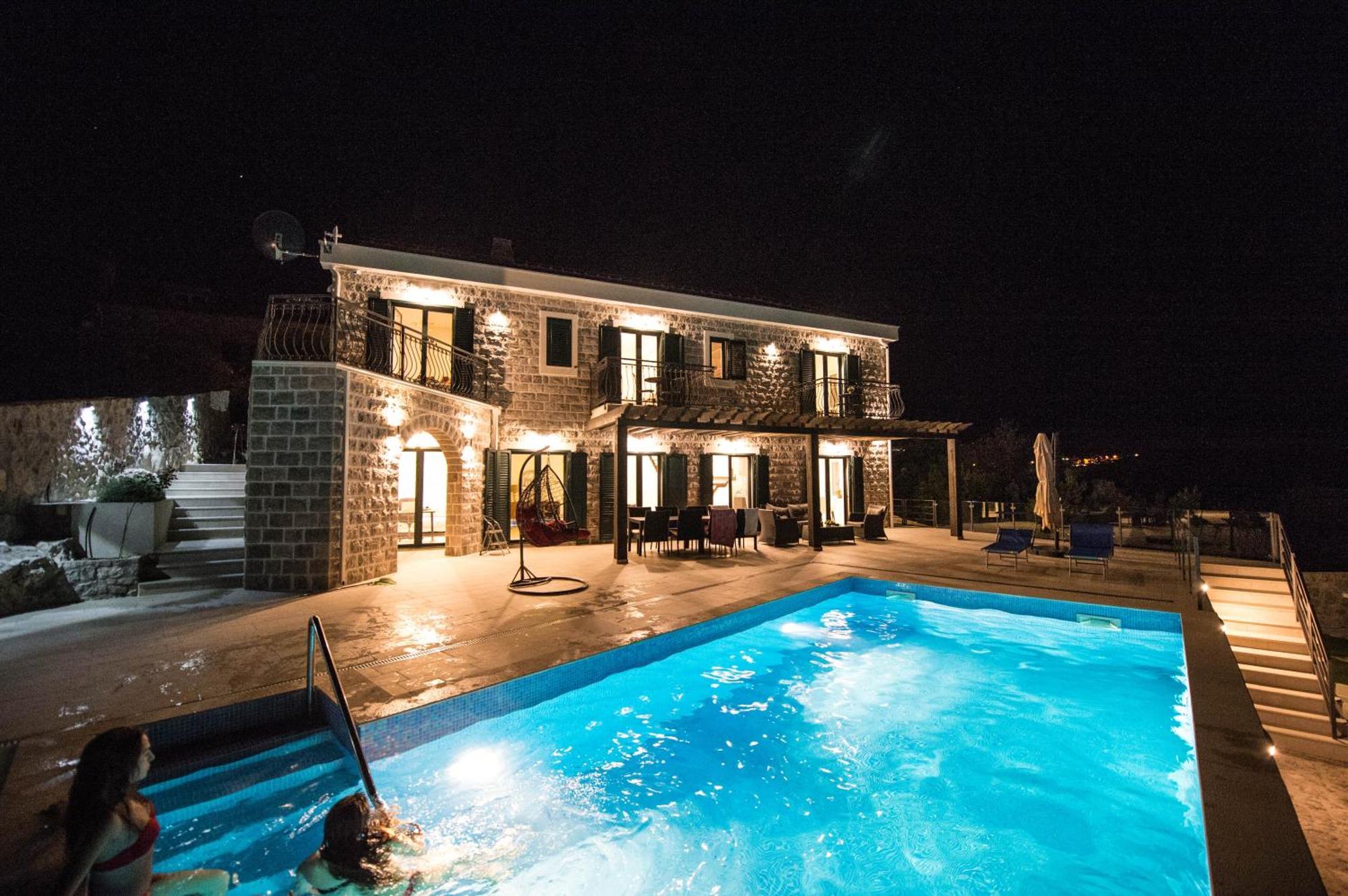 Villa Vista Azzurra Тиват Екстериор снимка