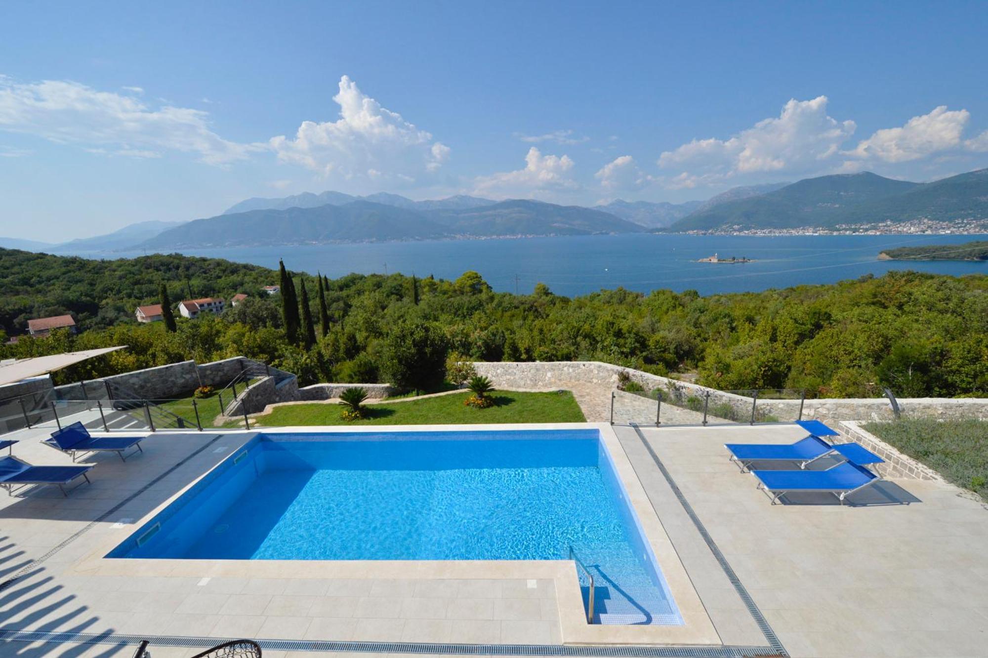 Villa Vista Azzurra Тиват Екстериор снимка