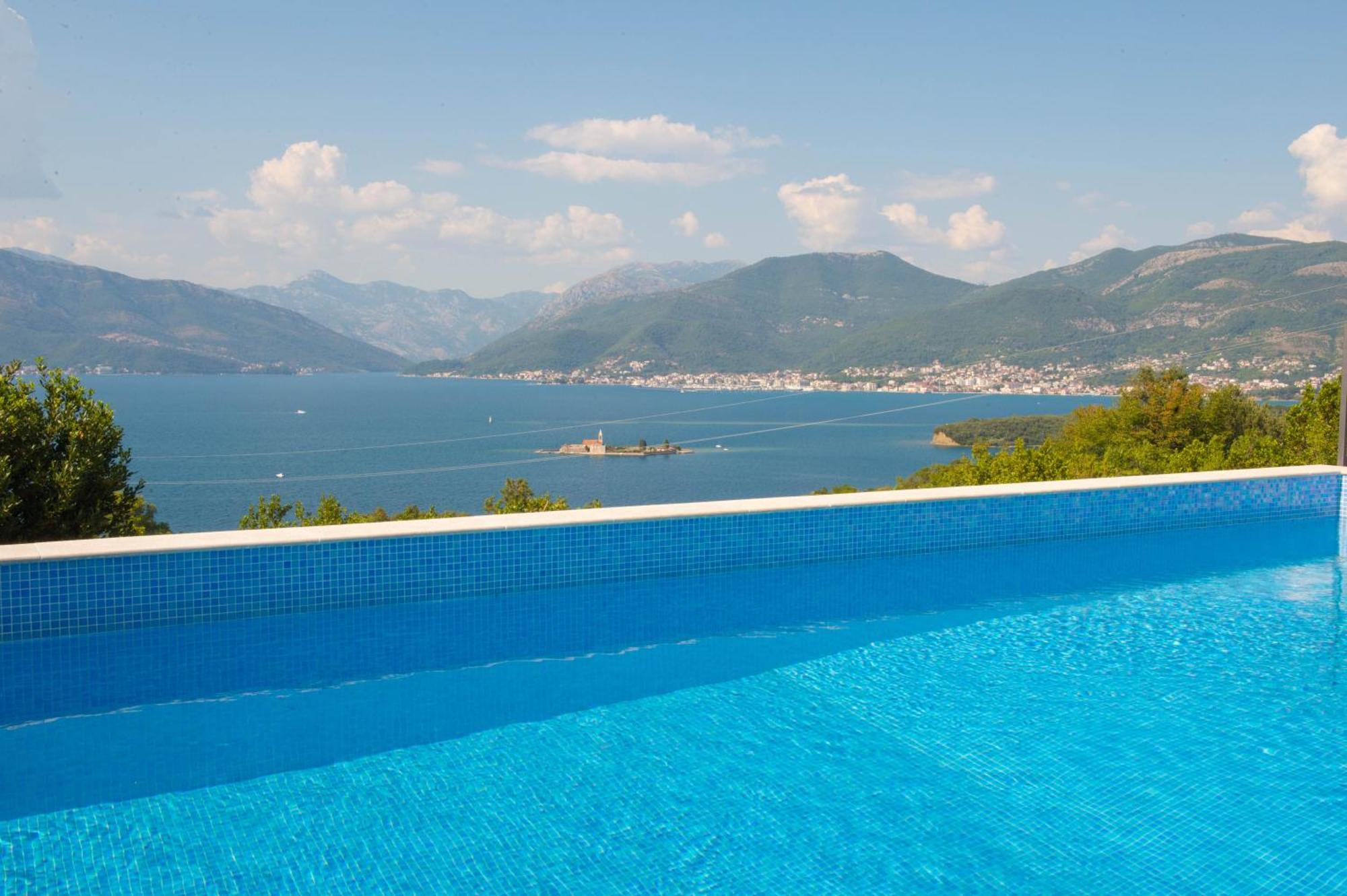 Villa Vista Azzurra Тиват Екстериор снимка