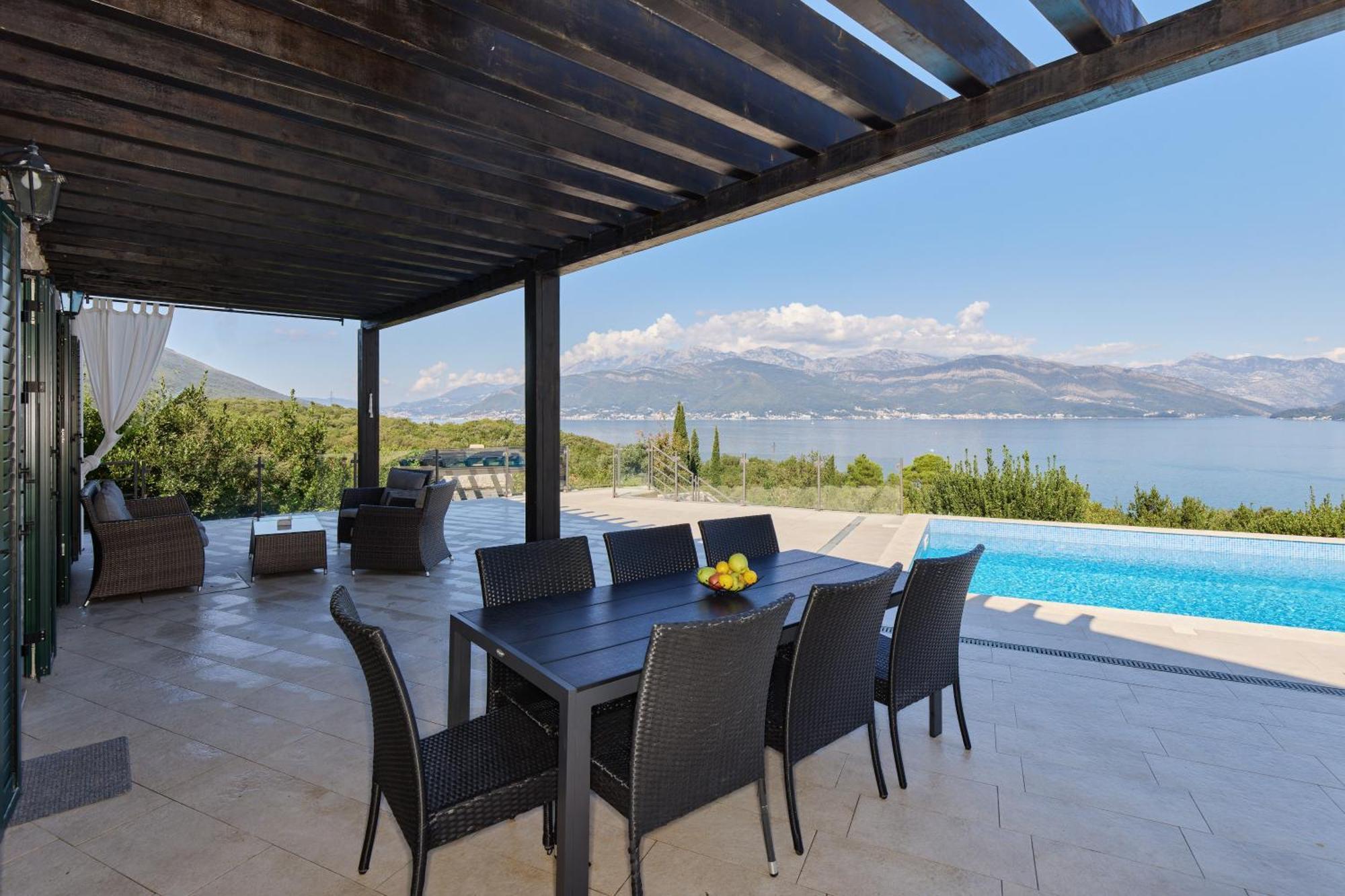 Villa Vista Azzurra Тиват Екстериор снимка