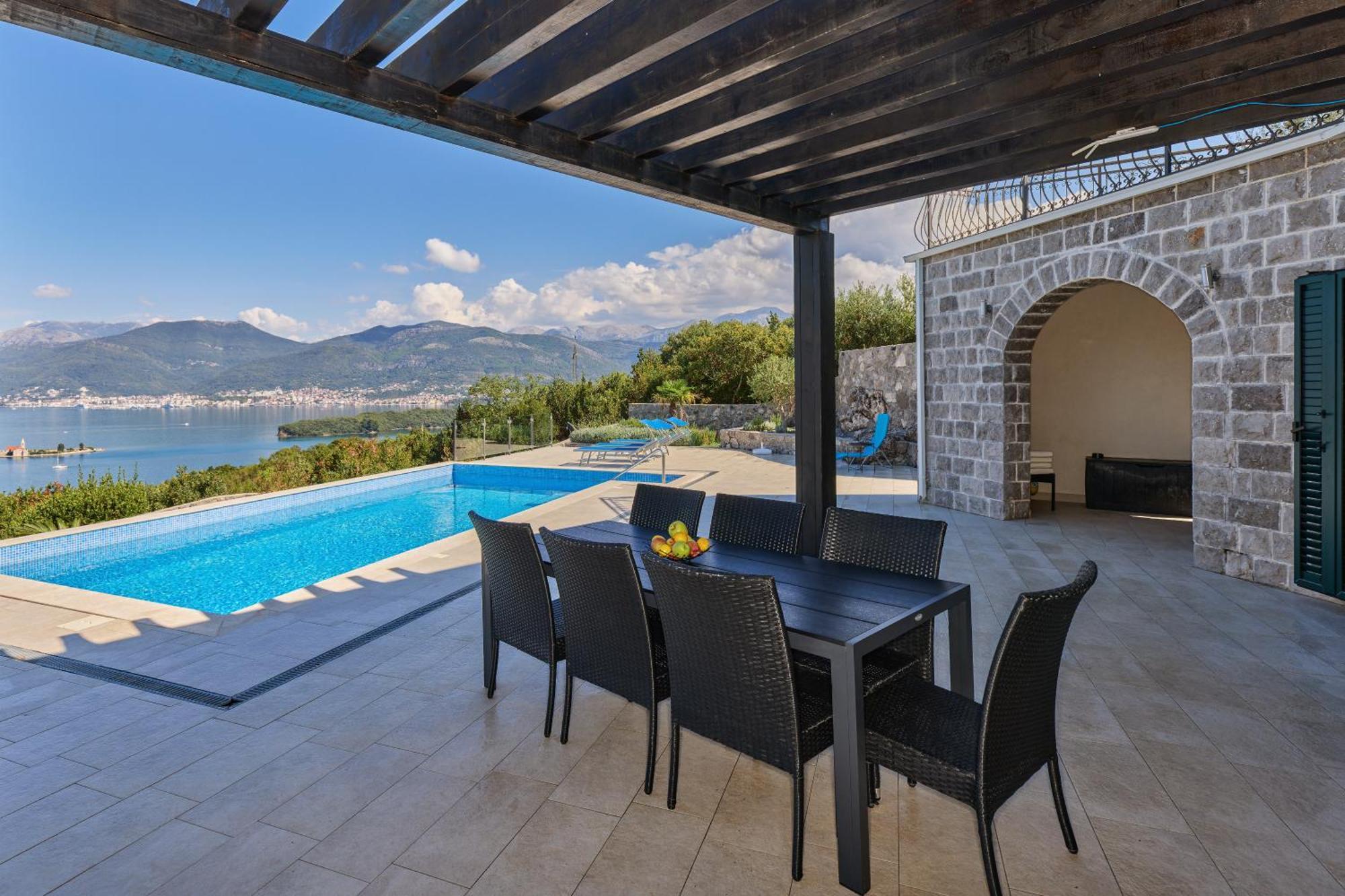 Villa Vista Azzurra Тиват Екстериор снимка