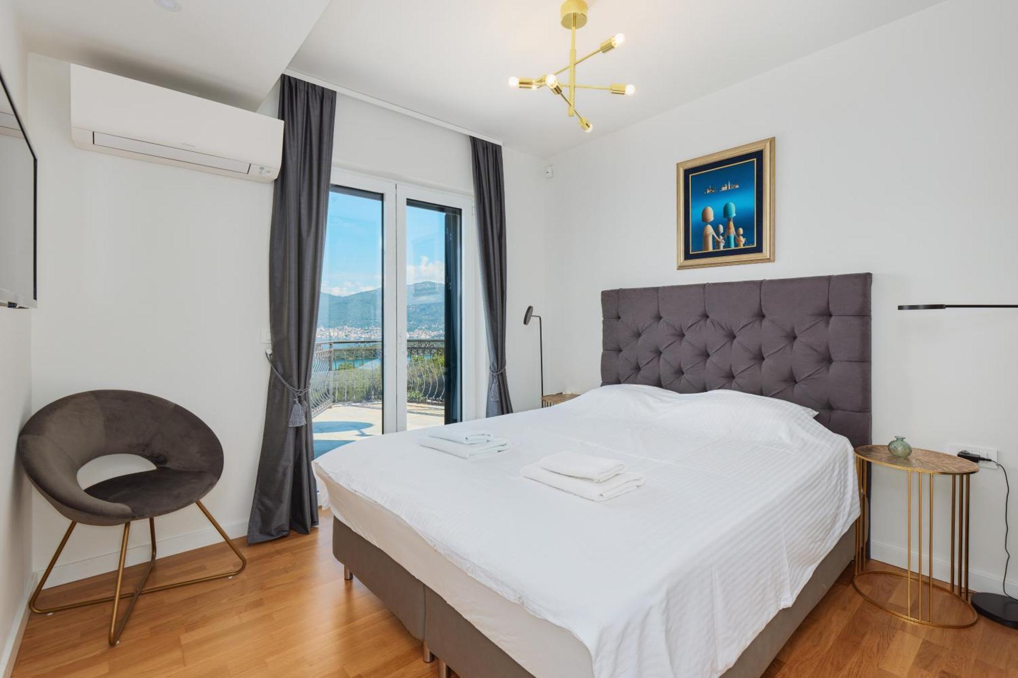 Villa Vista Azzurra Тиват Екстериор снимка
