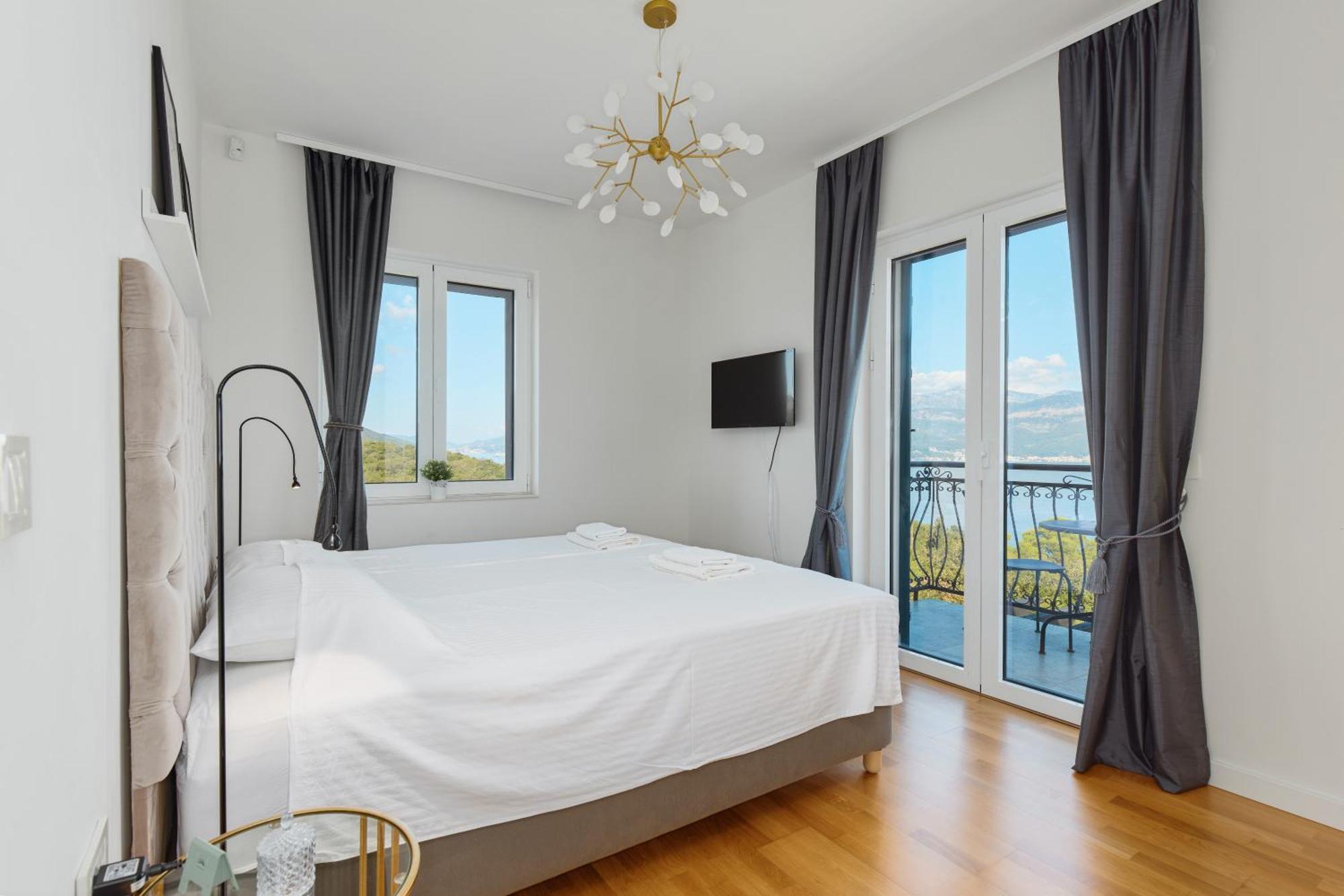 Villa Vista Azzurra Тиват Екстериор снимка